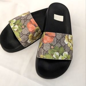 Gucci Bloom Supreme Slide Sandals